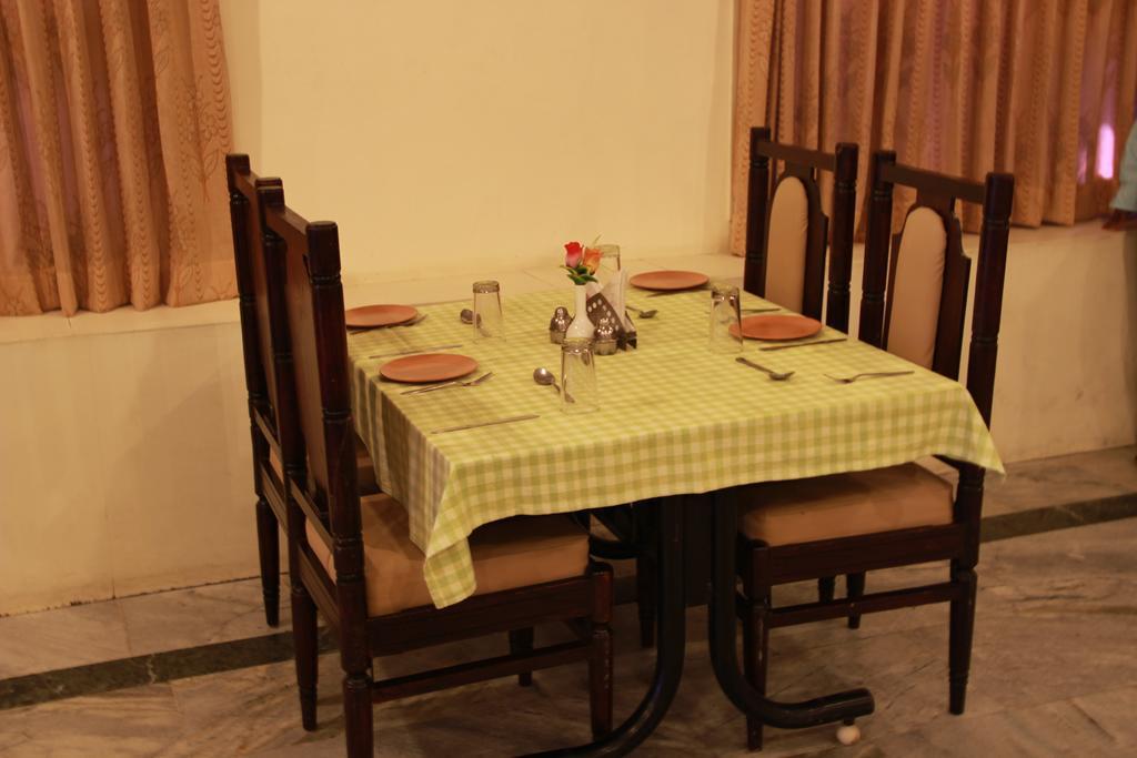 Senthil Residency Hotel Dindigul Exterior photo