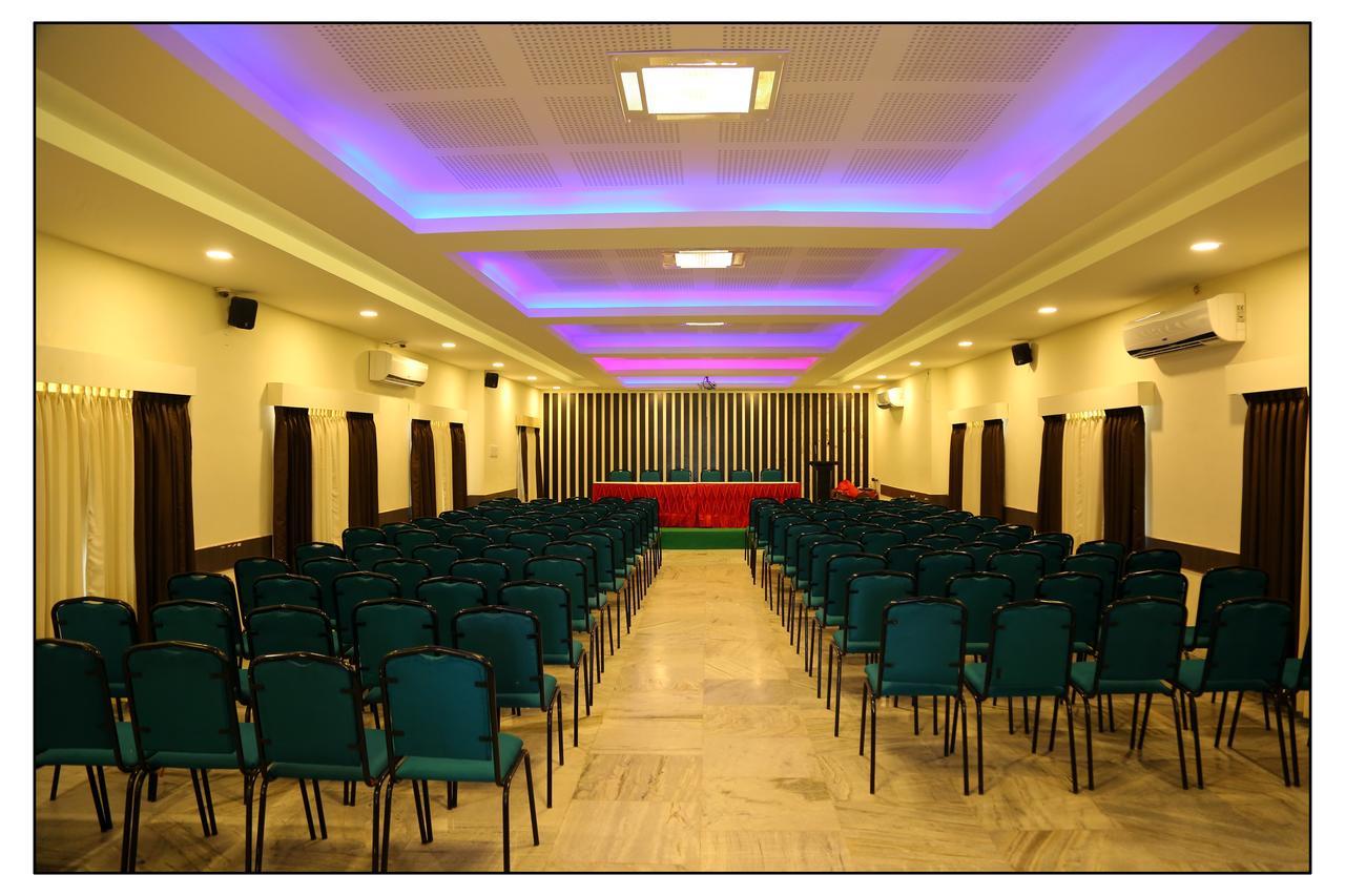 Senthil Residency Hotel Dindigul Room photo